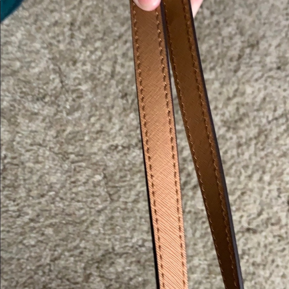 Michael Kors Handbag BEAUTIFUL!! - Picture 7 of 8